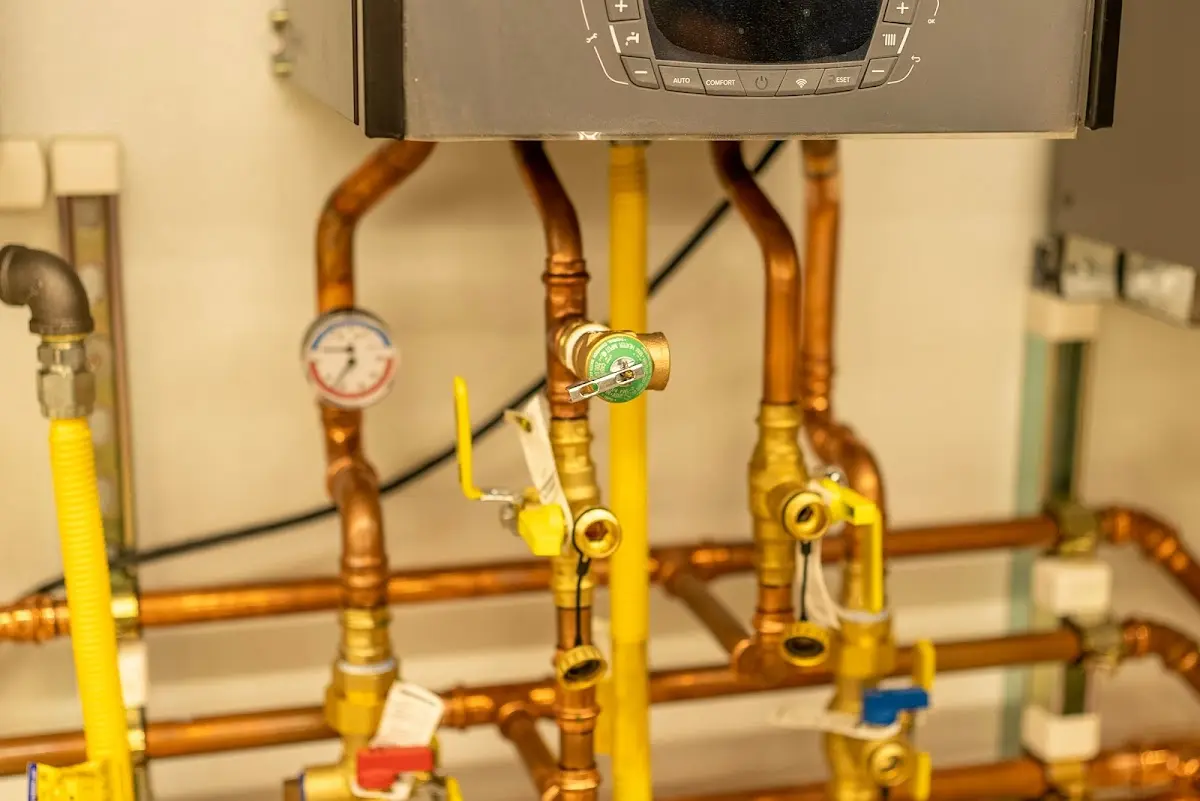 Licensed technician providing Slab Leak Repair for a homeowner in West Clarkston-Highland